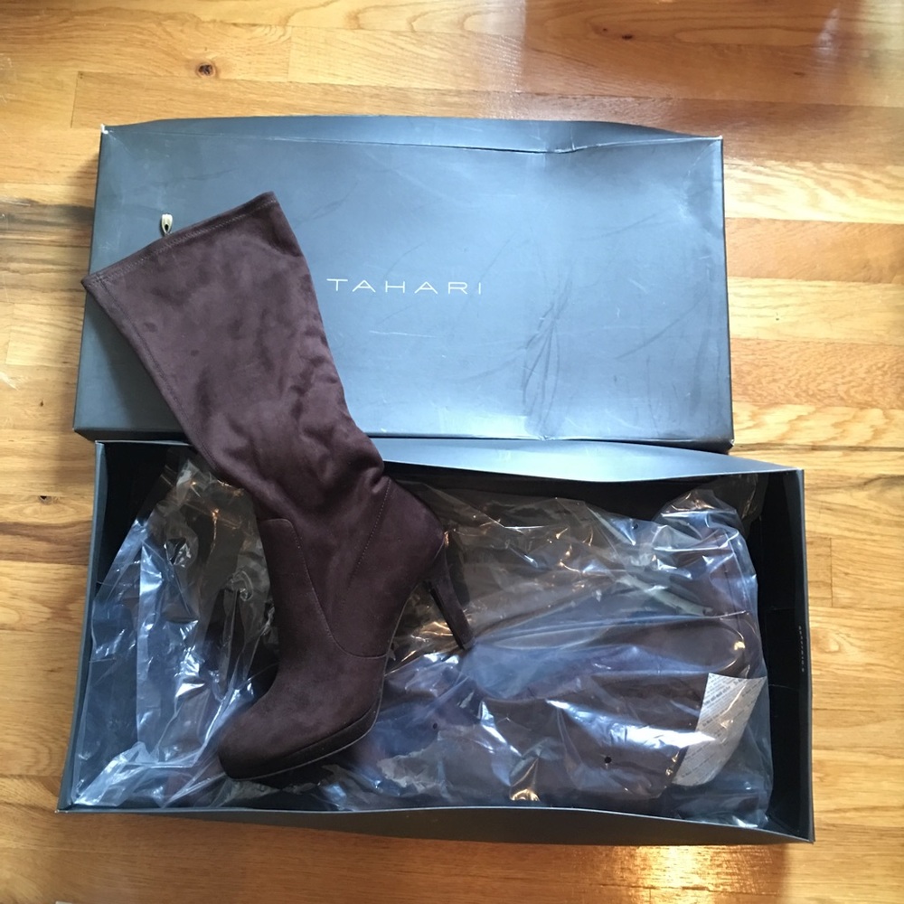 Never worn, Tahari suede Boots