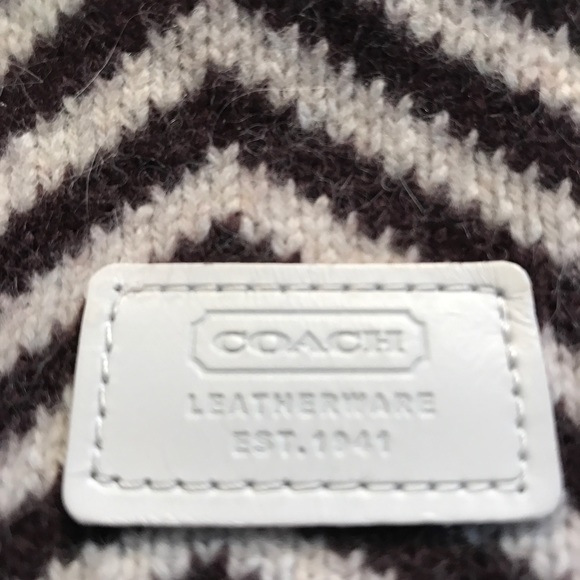 Designer Rodier of Paris muffler or scarf - Picture 2 of 3