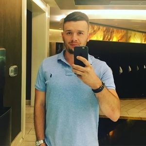 Meet your Posher, Mihai