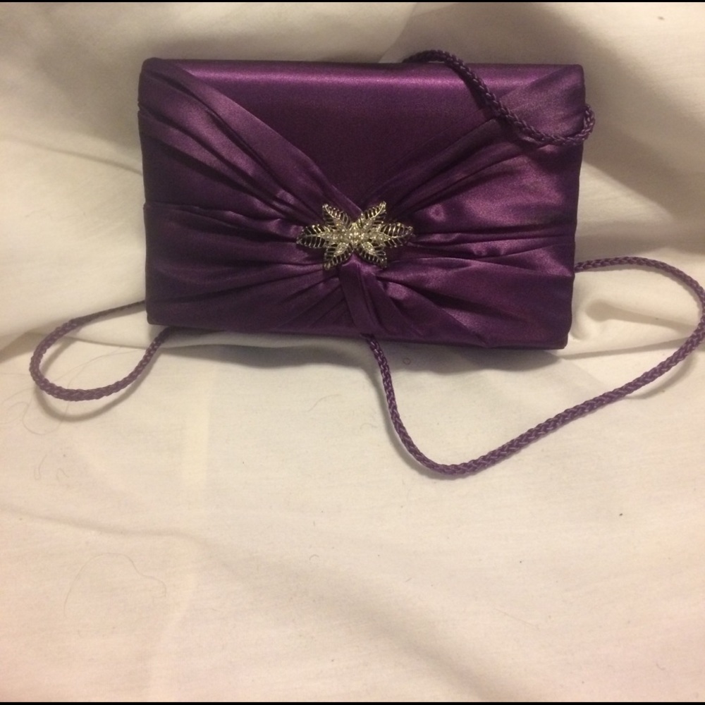 Purple clutch