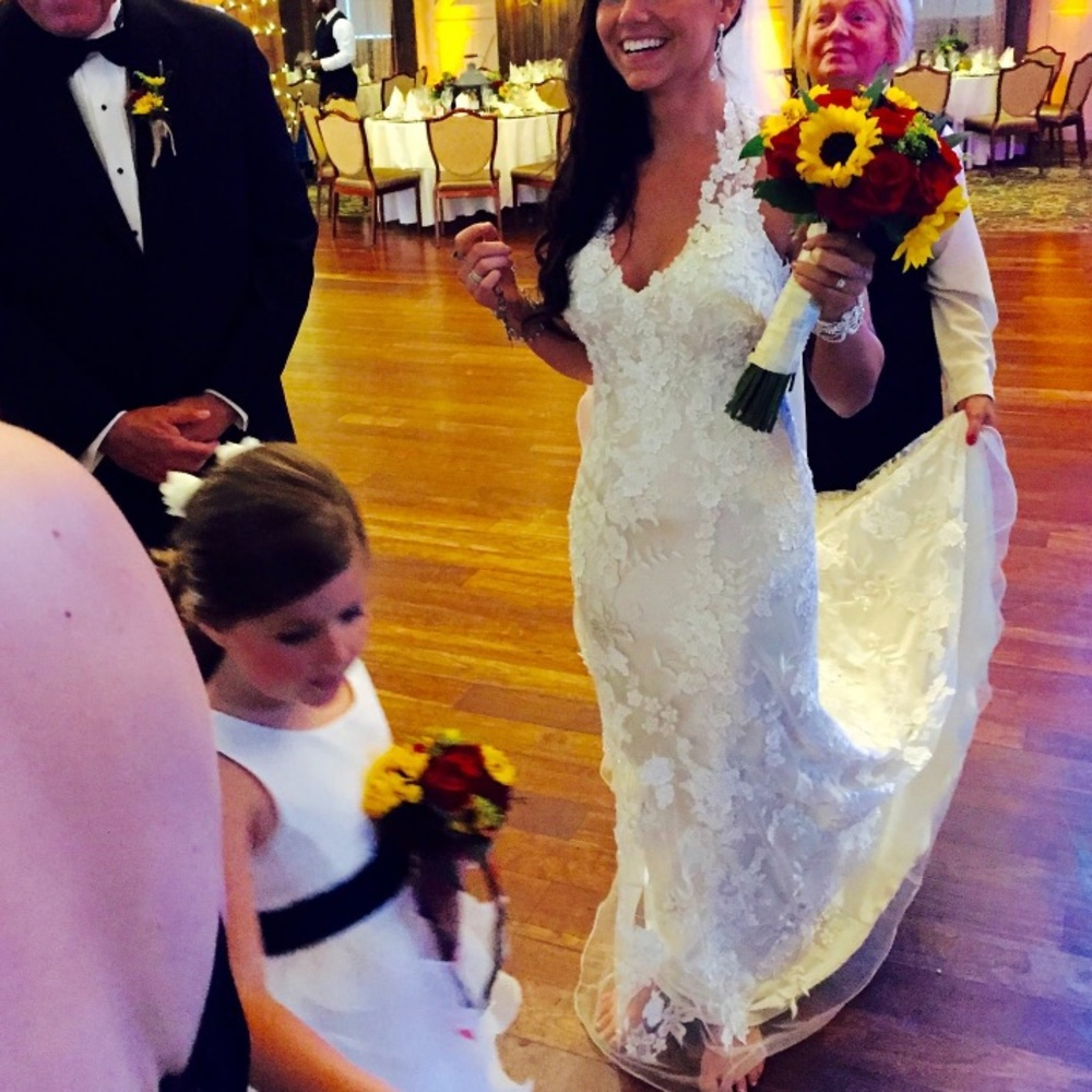 Wedding dress allure