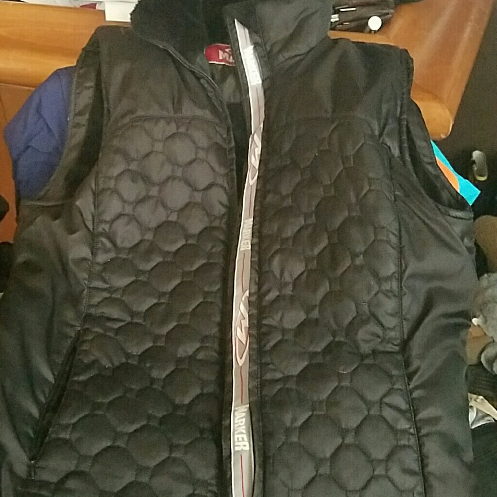 Marker vest