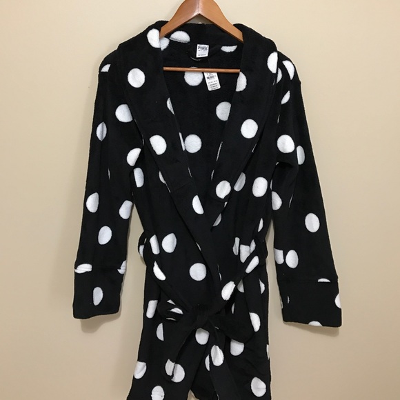 PINK Victoria's Secret Other - HOT SALE‼️🆕🆚PINK Polkadots Robe🎀🎀