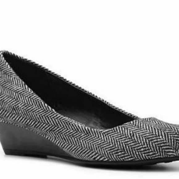 chinese laundry marcie