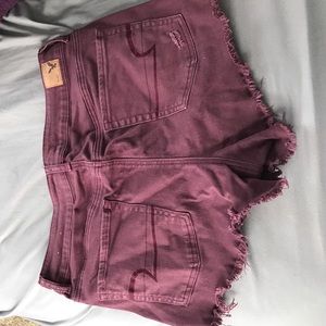 American eagle maroon shorts