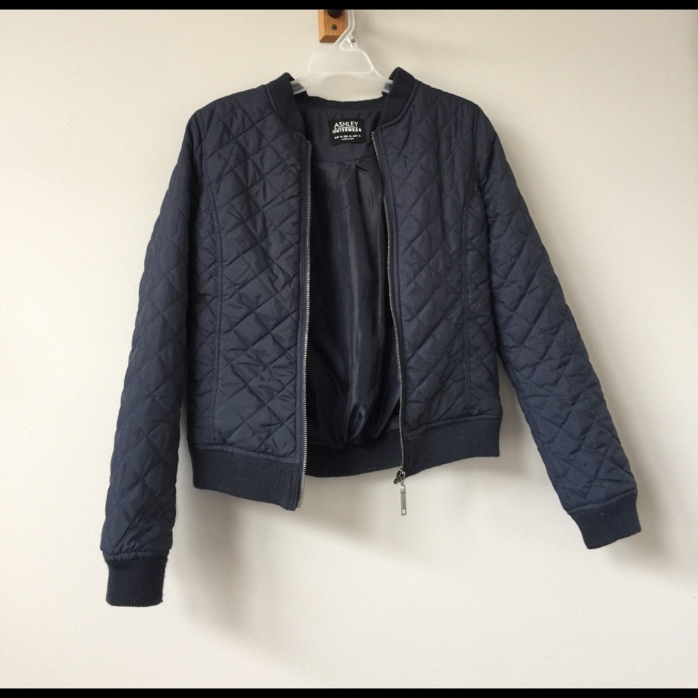 Quilted bomber jacket