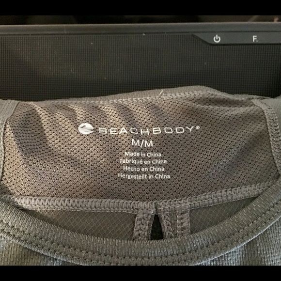 Insanity Max 30 dry-fit - Picture 3 of 3