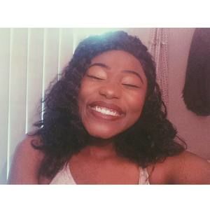 Meet your Posher, Atiya