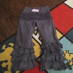 Ruffle butts leggings