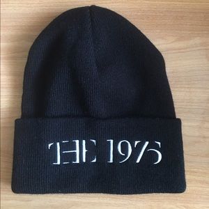 THE 1975 hat