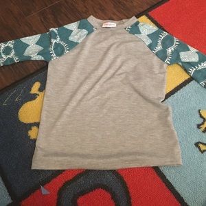 Girls lularoe randy top