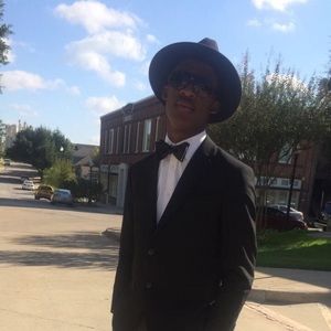 Meet your Posher, Eric