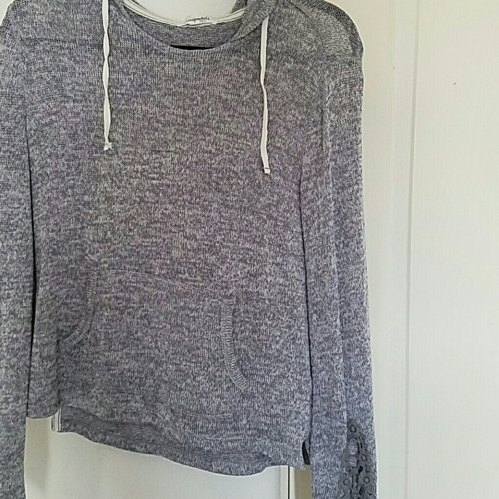Aeropostale thin hoodie