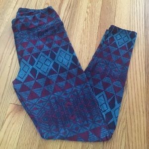 Lularoe tribal print leggings.