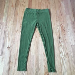 Lularoe tall and curvy olive green leggings