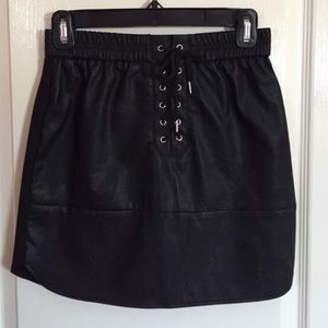 Zara tie up skirt as seen on Kylie Jenner