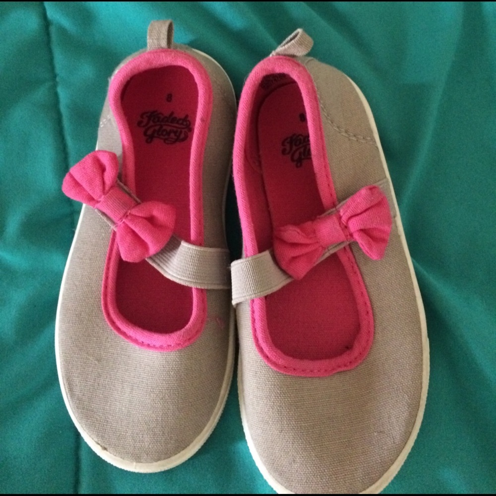 Girl sneakers