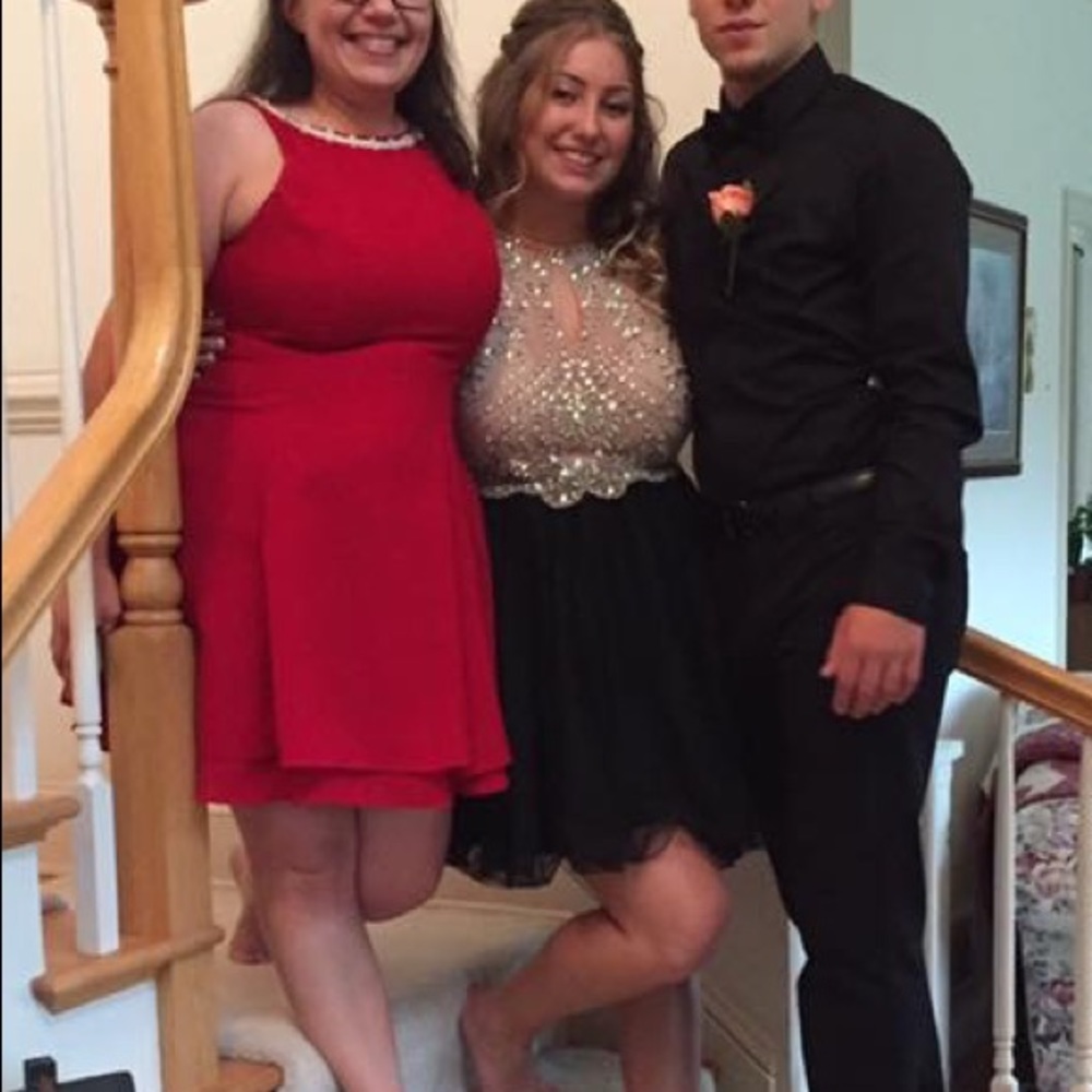 Homecoming dress - Picture 2 of 2