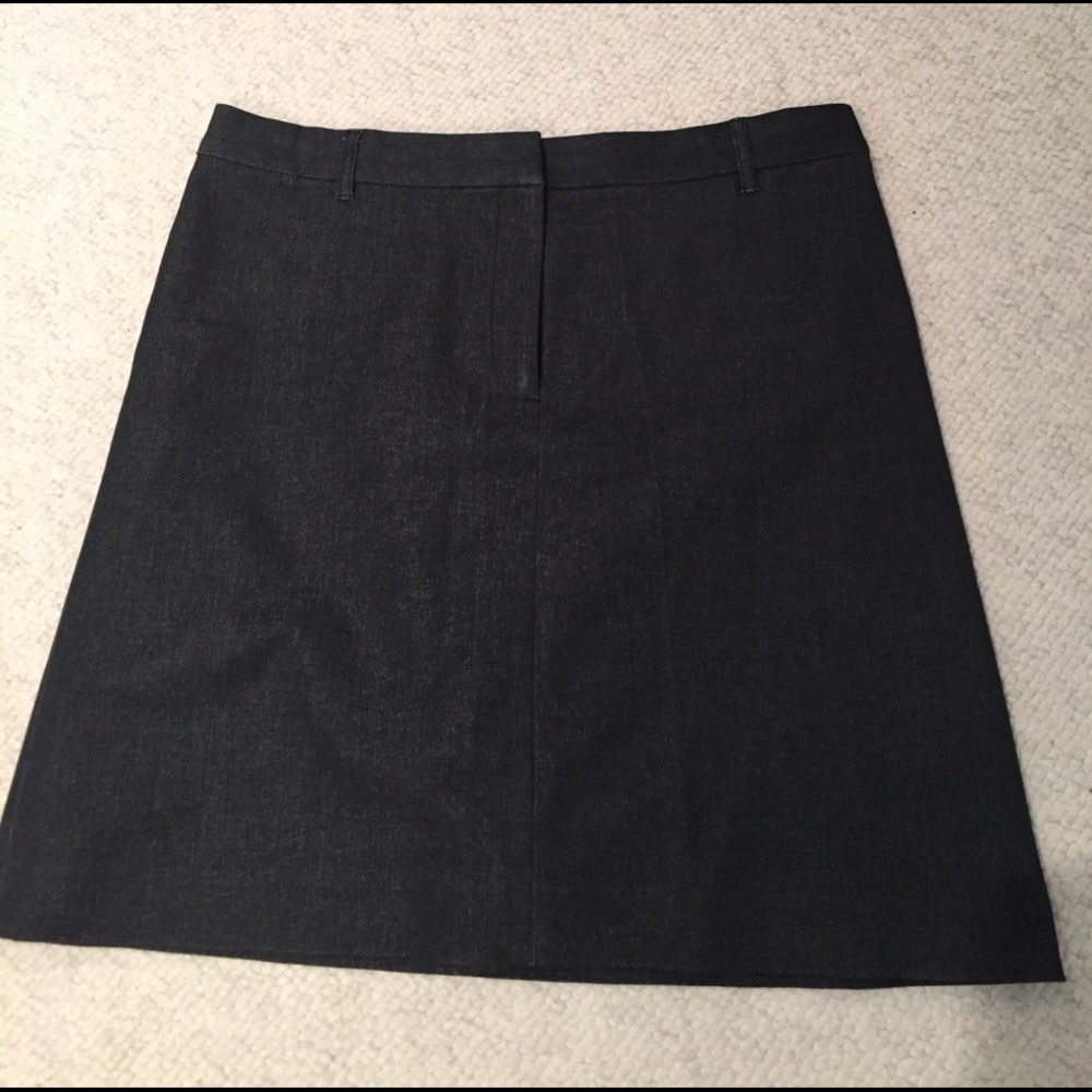 Short dressy skirt