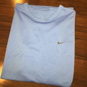 Men's Nike Dry Fit Shirt. Size L