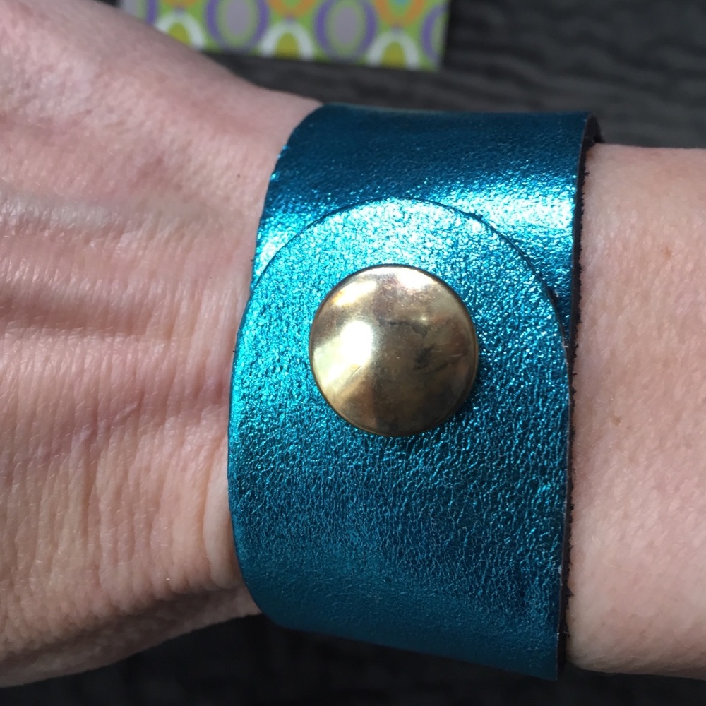 Rachel Abroms Leather Metallic Blue Bracelet