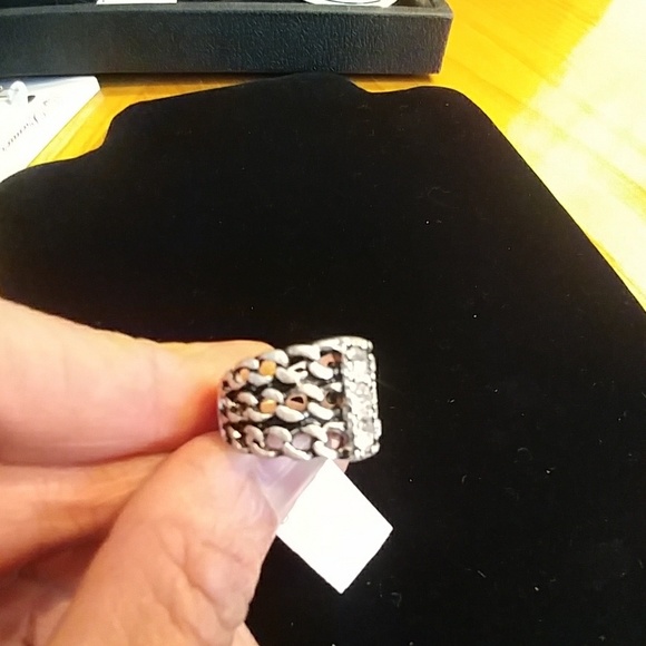 Grand ring - Picture 2 of 4