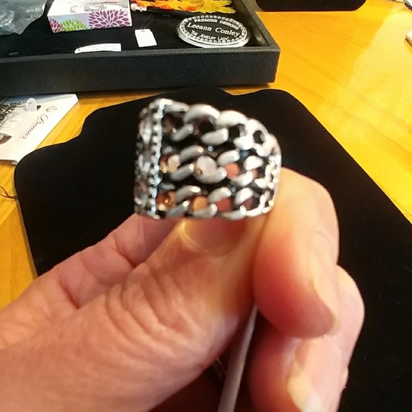 Grand ring - Picture 3 of 4