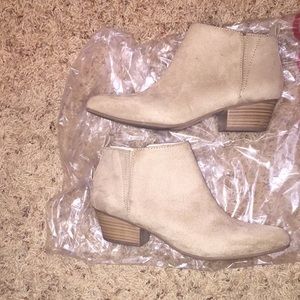 Old navy booties
