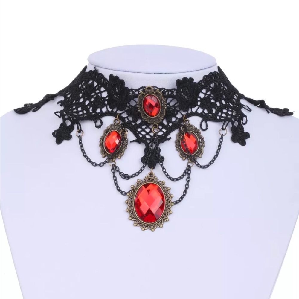 Vintage GOtHiC choker