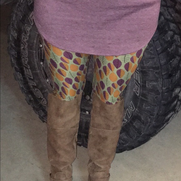 OS Lularoe Leggings - Picture 1 of 2