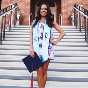 Meet your Posher, Felicia