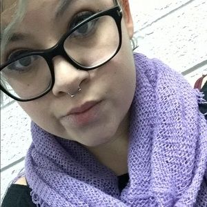 Meet your Posher, Jael