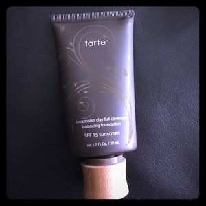 Tarte Amazonian clay foundation fair