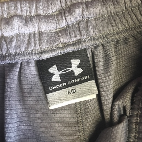 Under Armour Shorts - Picture 3 of 4