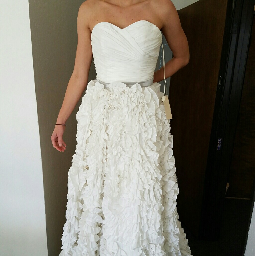 Stunning SF boutique wedding dress