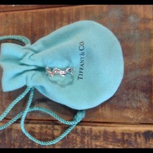 ❤️Authentic Tiffany olive leaf ring sz 8