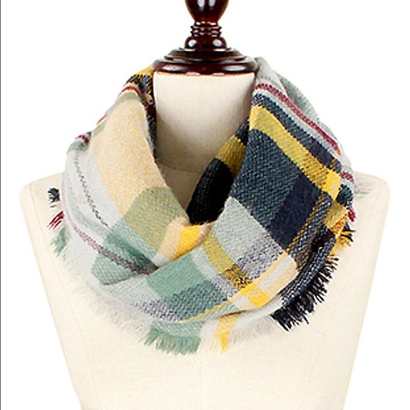 Accessories - Plaid Infinity Scarf