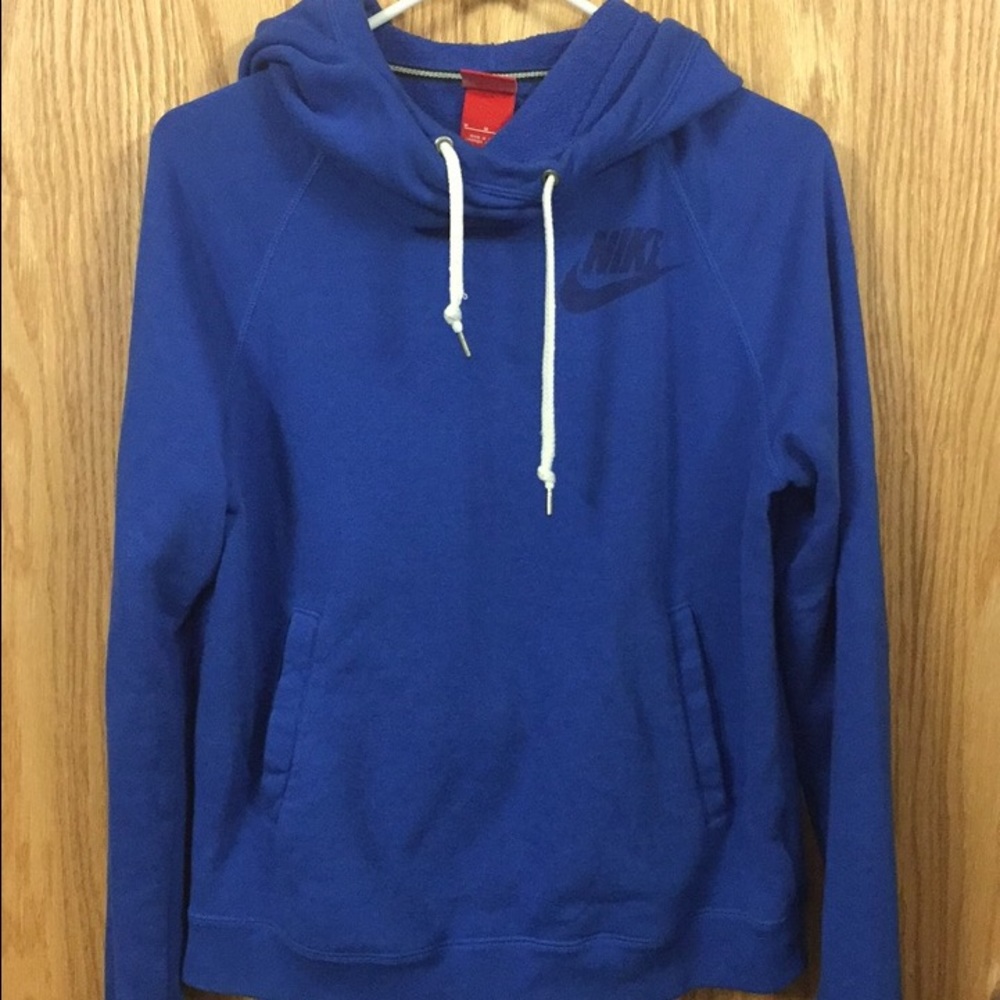 Nike sweatshirt