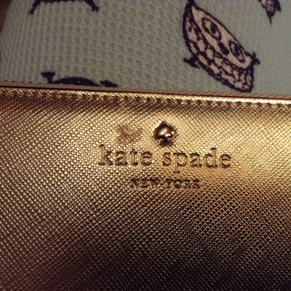 JUST IN! Kate Spade iPhone 6/6S Case/Wristlet Set - Picture 6 of 6