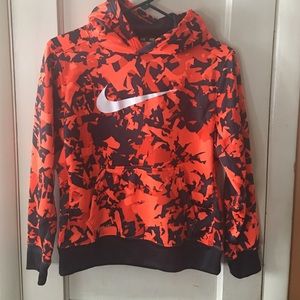 Nike Therma-fit hoodie Child size L