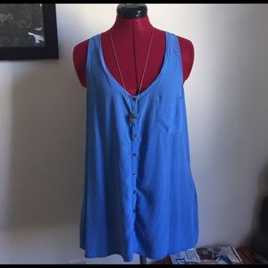 JOIE - 100% silk - sky blue sleeveless blouse