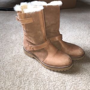 Atwell Tan Shearling Lined Boots