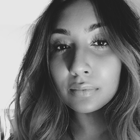 Meet your Posher, Shilena - Picture 2 of 3