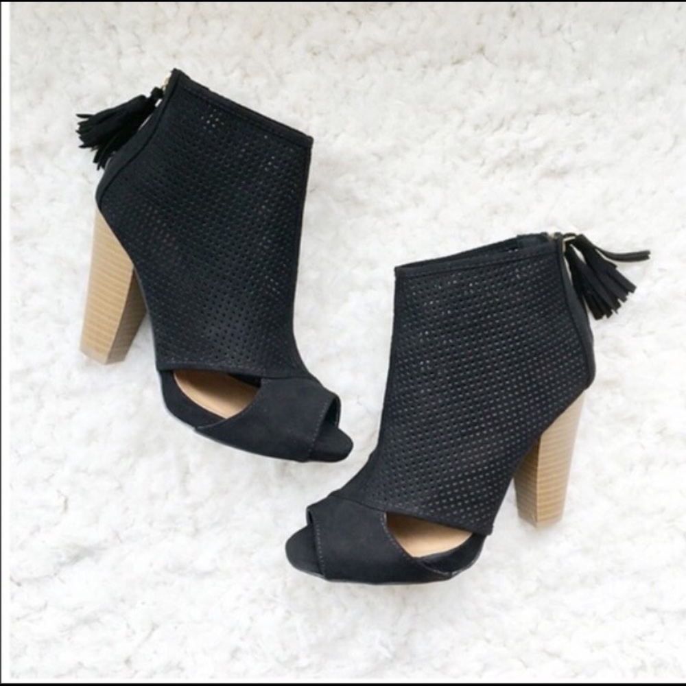 Black peep toe boots