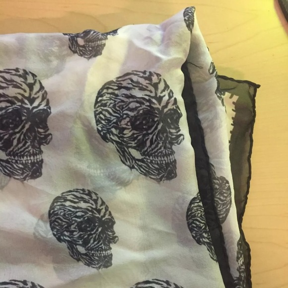 Rare tiger print Alexander McQueen scarf
