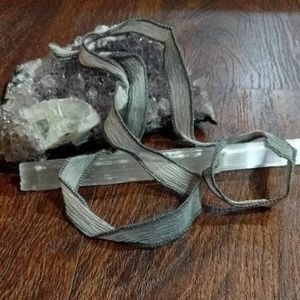 Stella and Dot Ombre Silk wrap bracelet