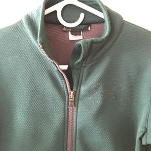 Under Armour Semi fitted Zip up jacket XS