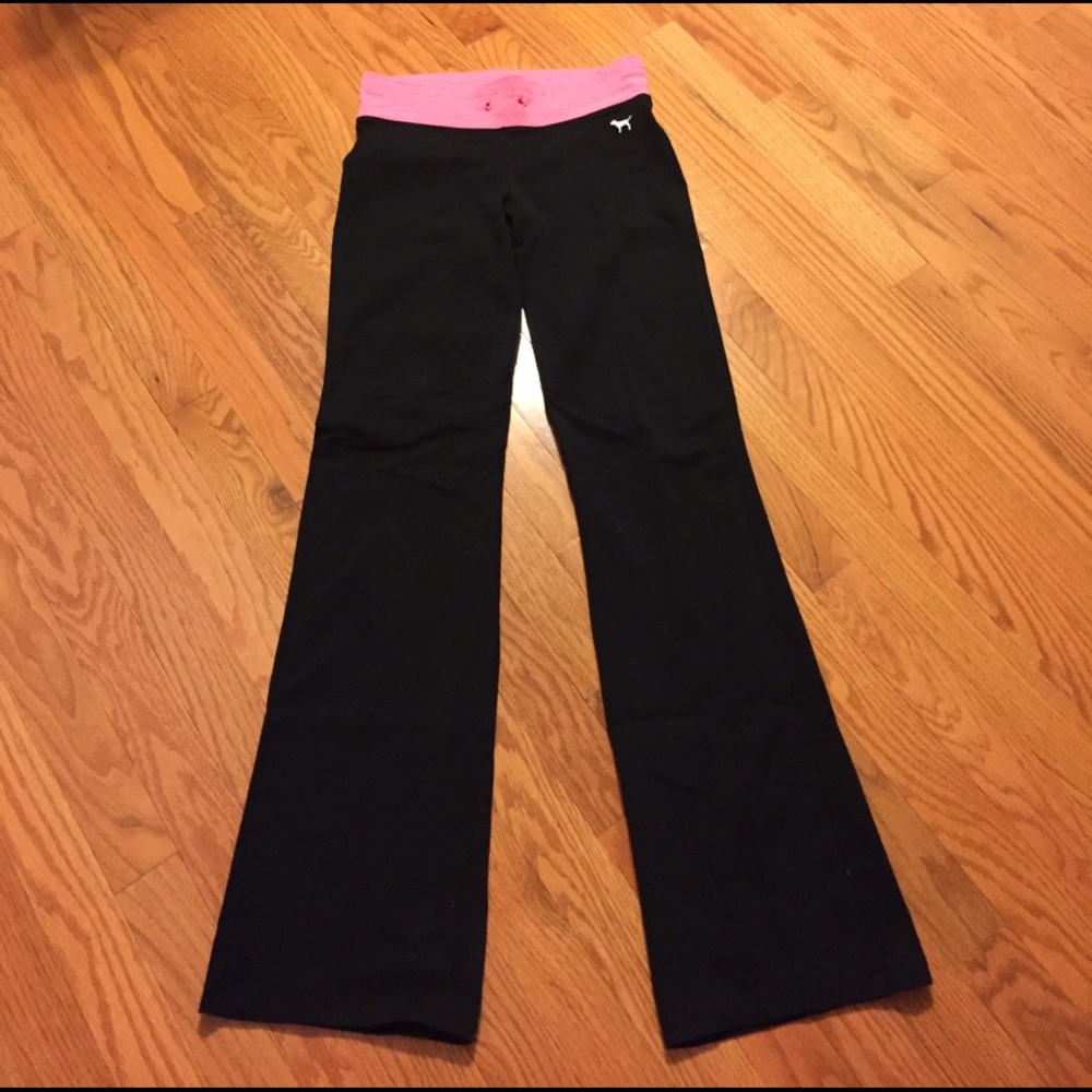 Victoria secret pink yoga pants. No drawstring around waist
