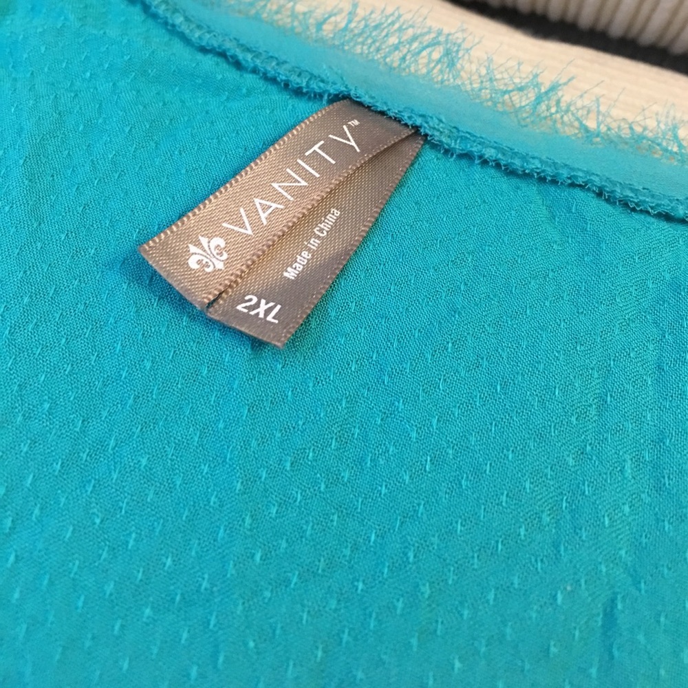 Tank top - Picture 2 of 2