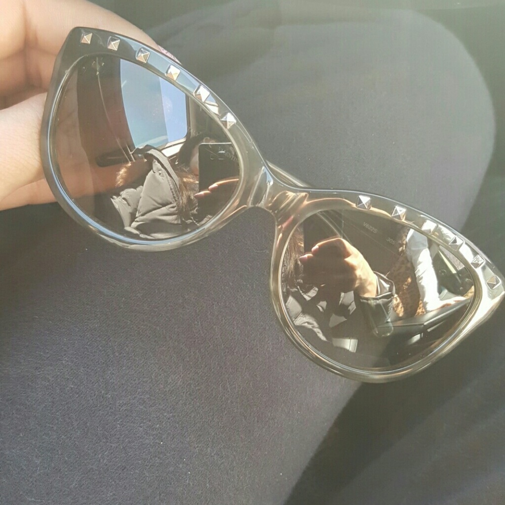 Valentino olive sunglasses
